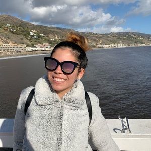 Meet your Posher, Marissa